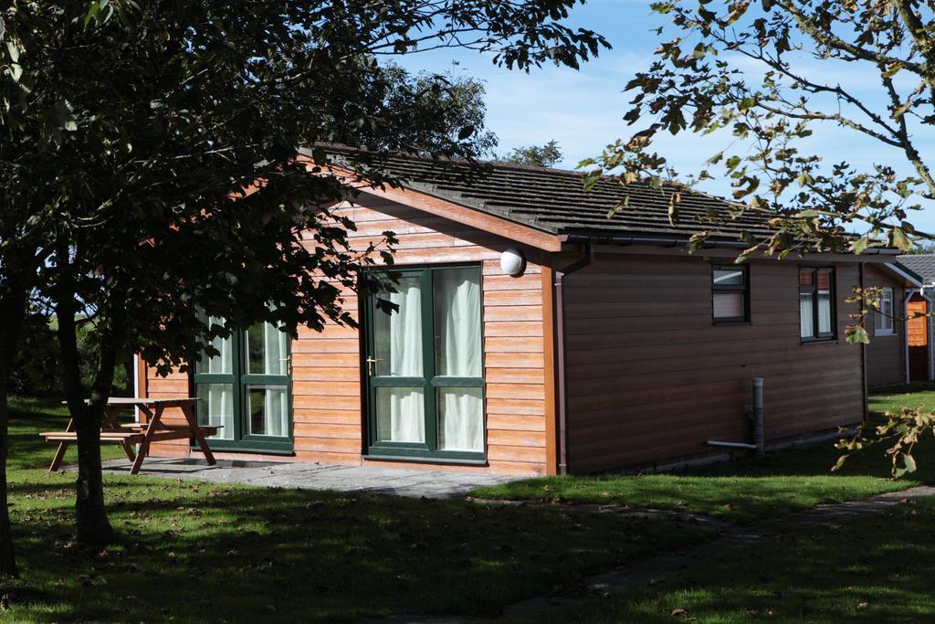 Atlantic Bays Holiday Park Saint Ervan Bagian luar foto