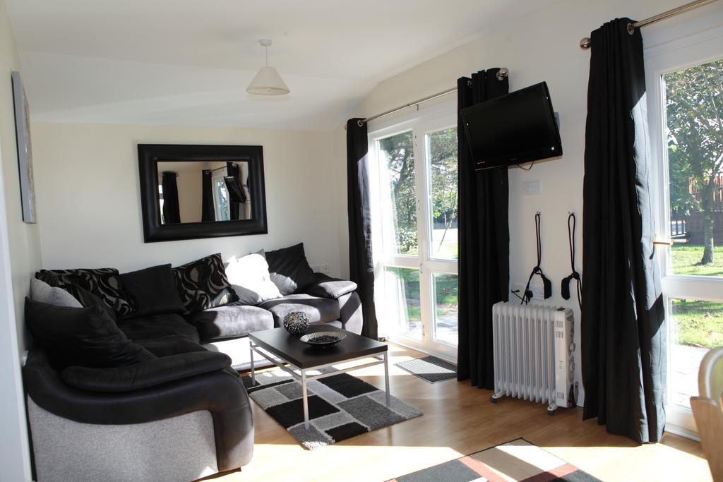 Atlantic Bays Holiday Park Saint Ervan Bagian luar foto