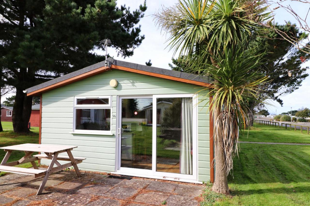Atlantic Bays Holiday Park Saint Ervan Bagian luar foto