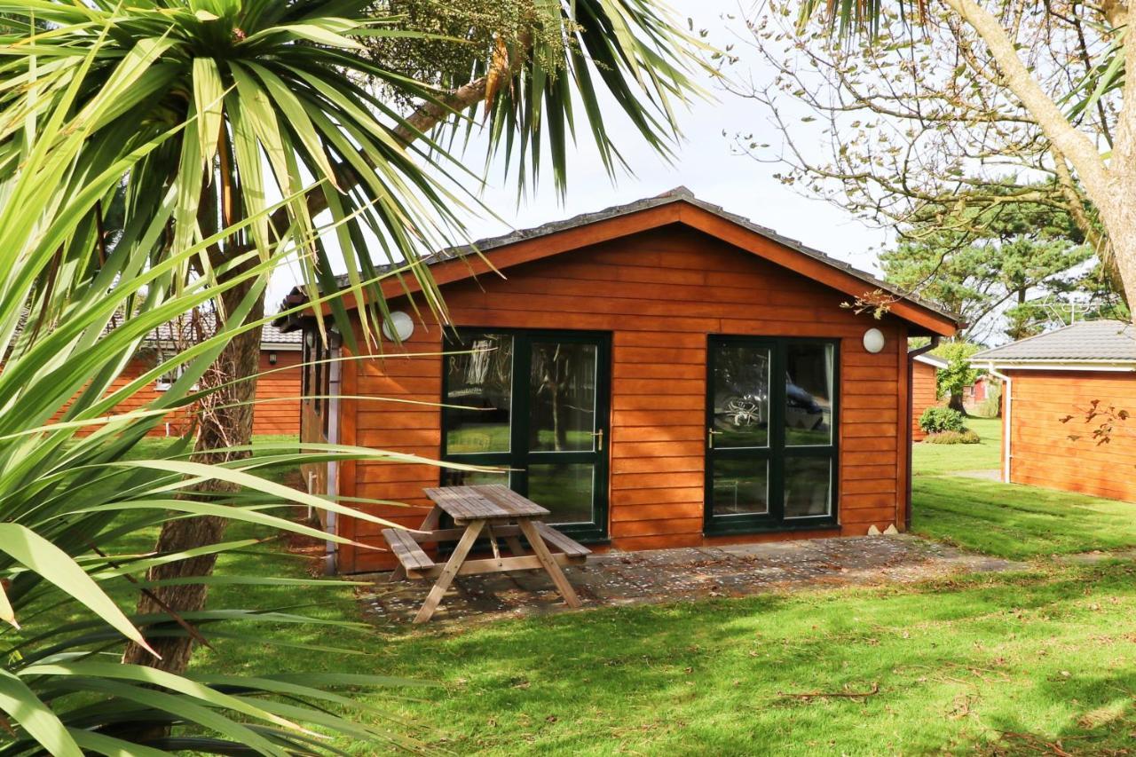 Atlantic Bays Holiday Park Saint Ervan Bagian luar foto